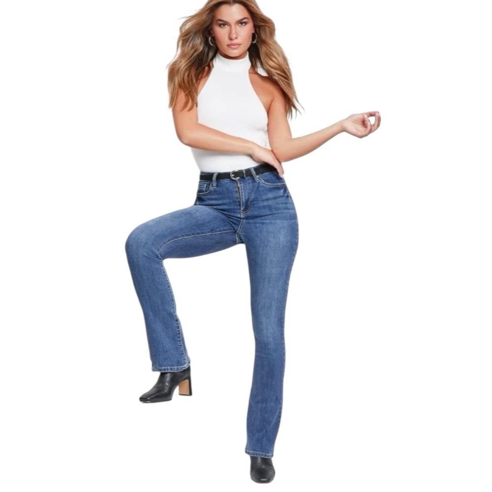 YMI Boot Cut Jeans Size 16 Medium Wash Mid Rise Women’s Jeans